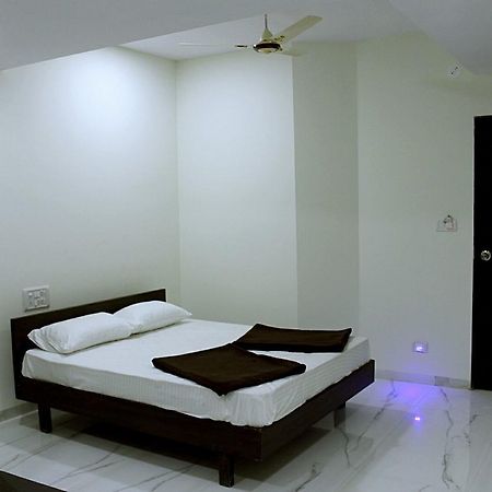 Super Hotel O Nashik Near Vijay Mamta Theatre Formerly Sahara Inn Luaran gambar