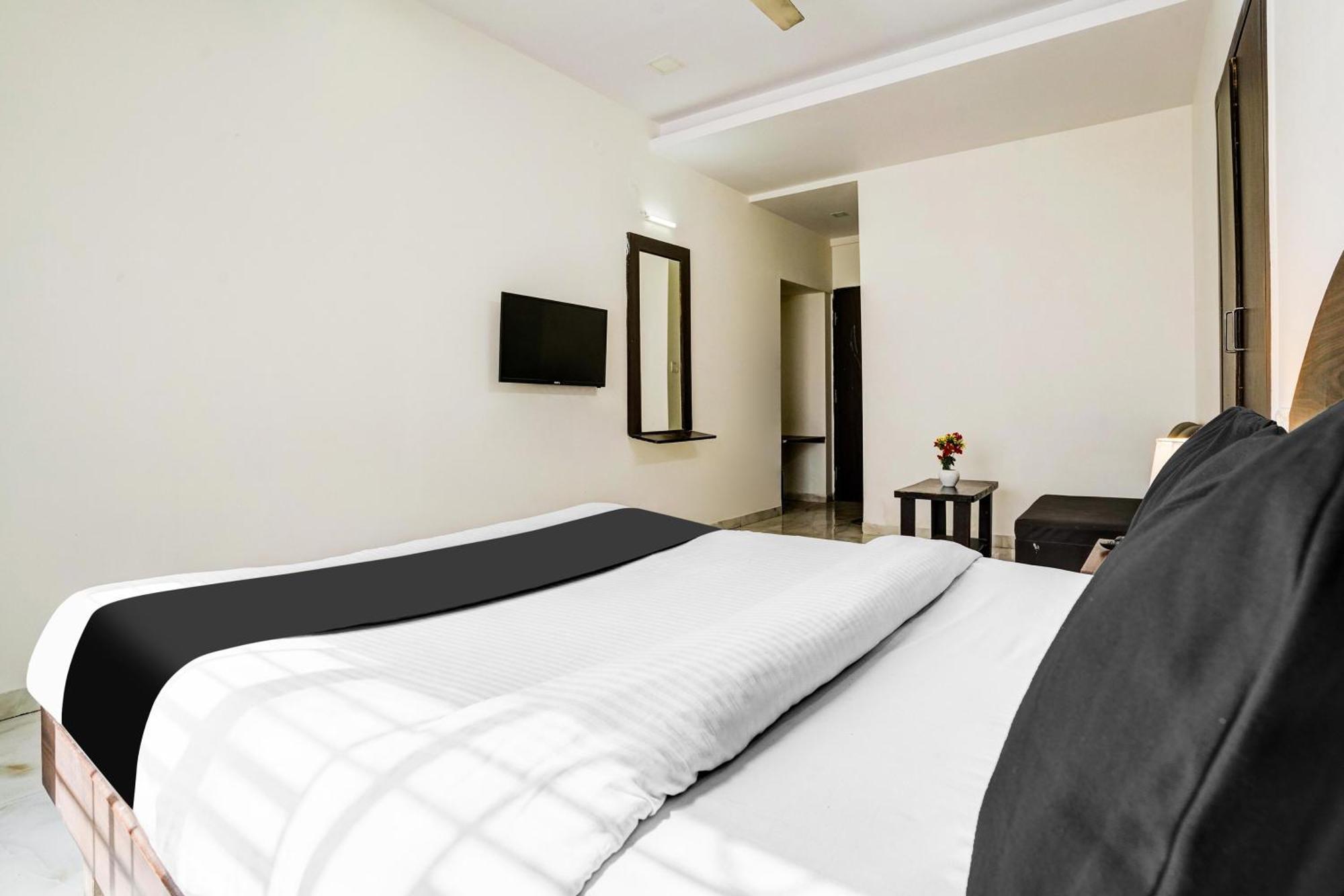 Super Hotel O Nashik Near Vijay Mamta Theatre Formerly Sahara Inn Luaran gambar
