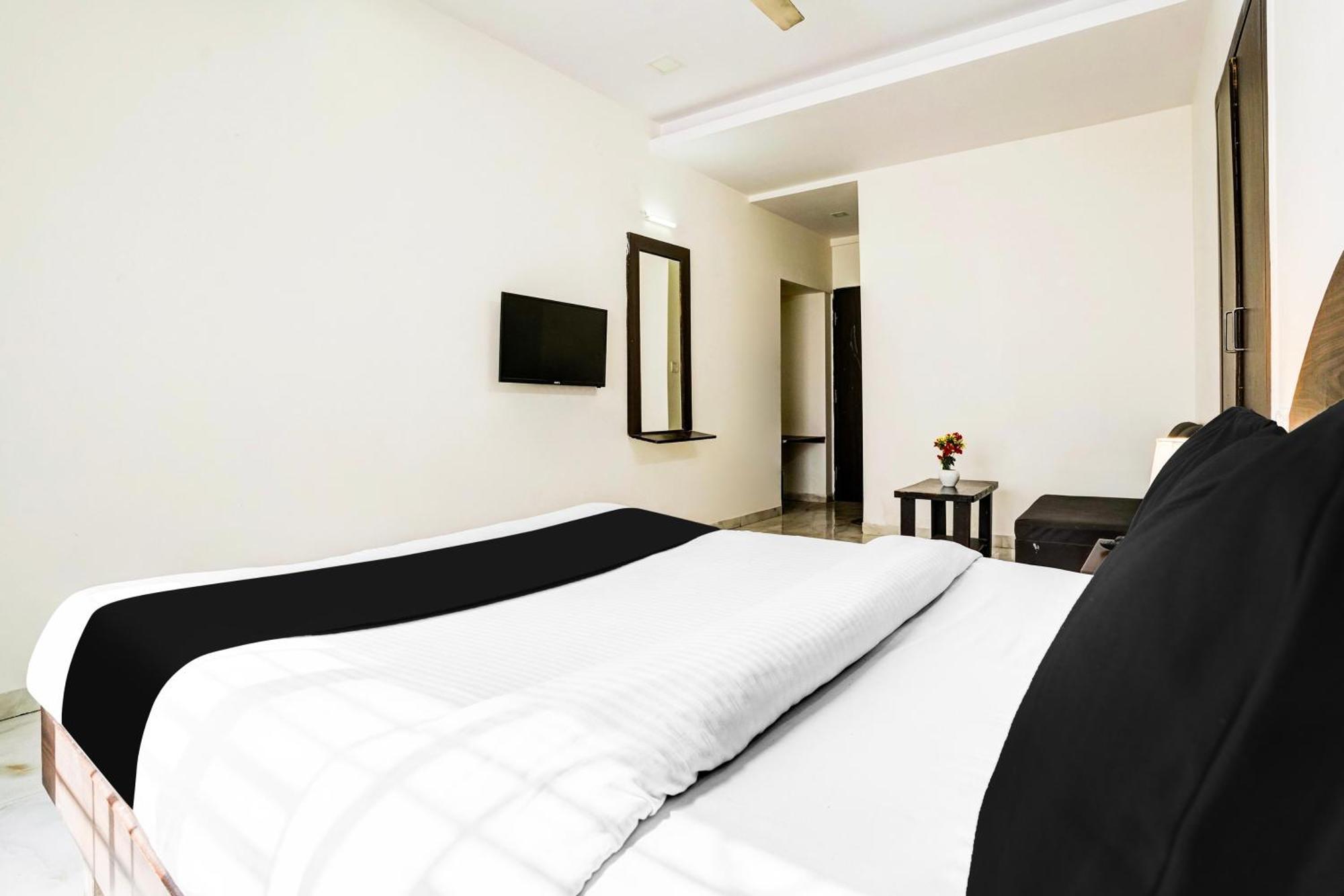 Super Hotel O Nashik Near Vijay Mamta Theatre Formerly Sahara Inn Luaran gambar