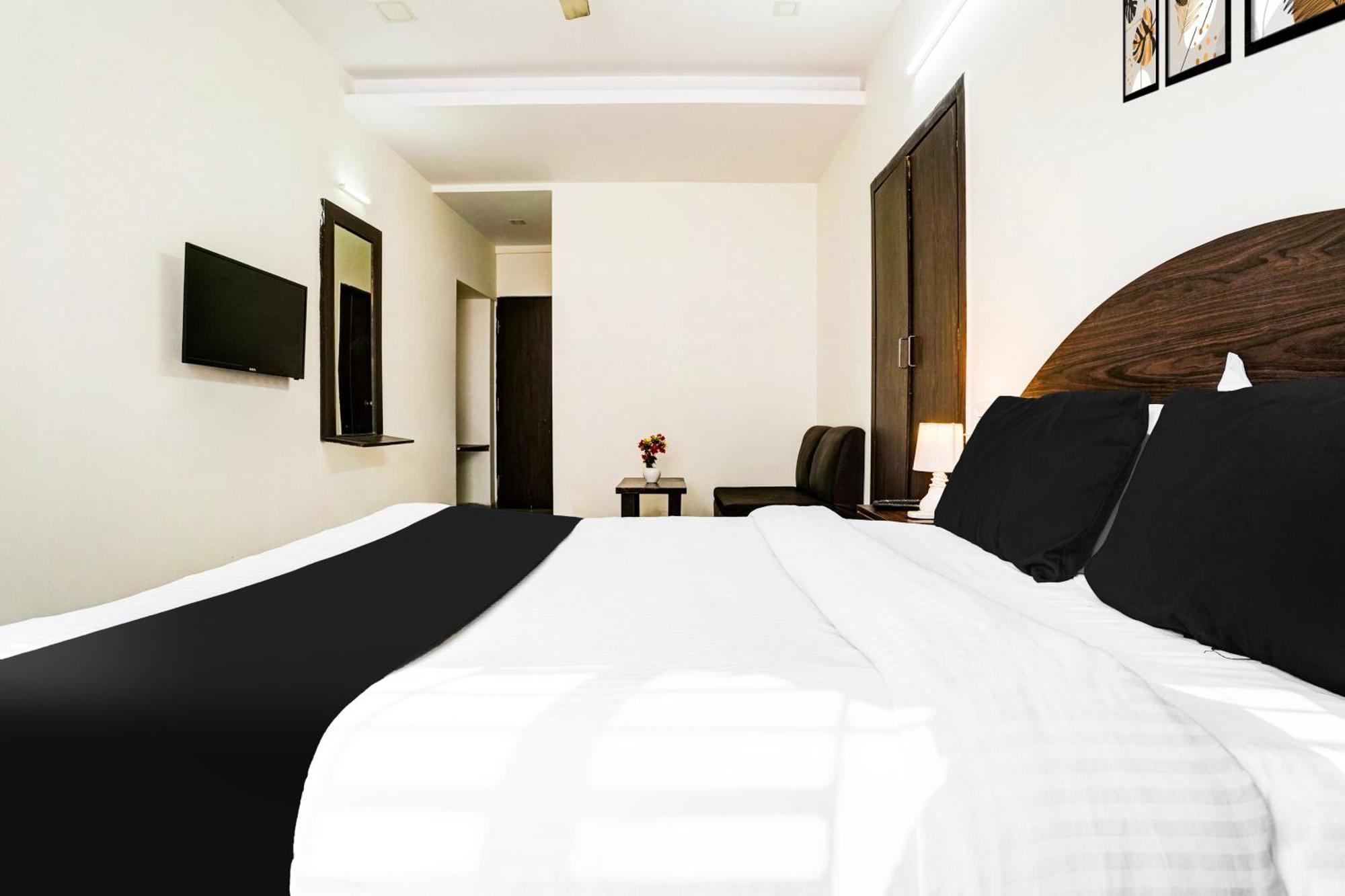 Super Hotel O Nashik Near Vijay Mamta Theatre Formerly Sahara Inn Luaran gambar